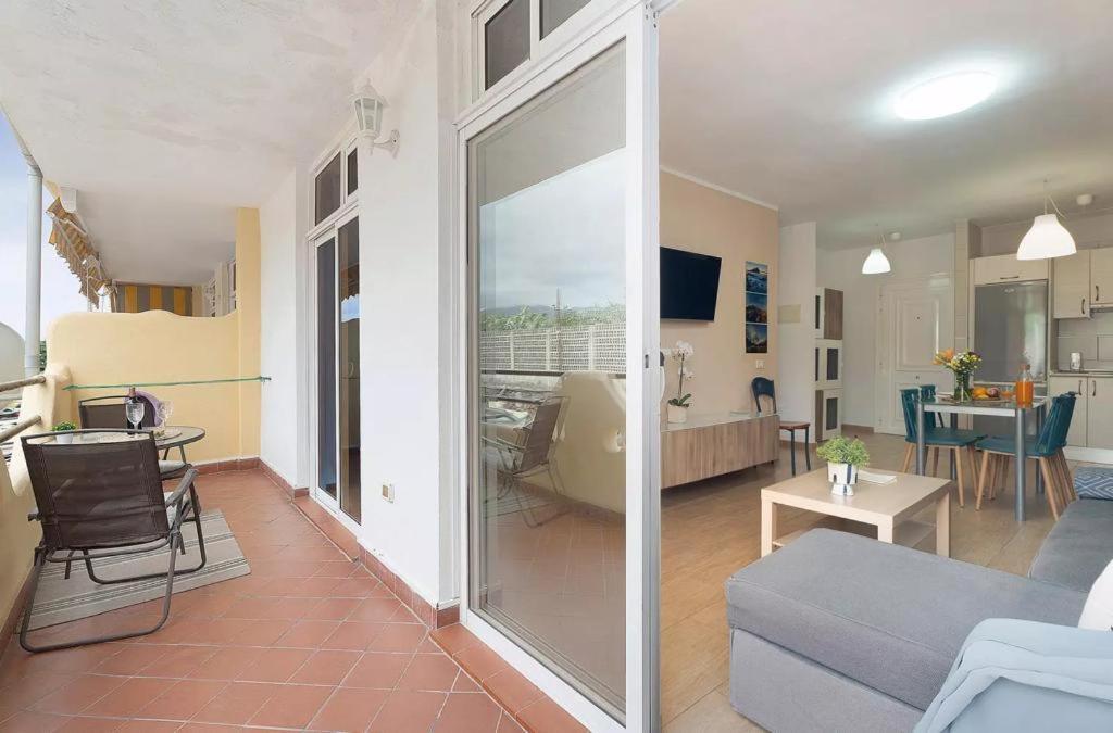 Apartamento Marina Palace Playa Paraiso Адехе Екстериор снимка