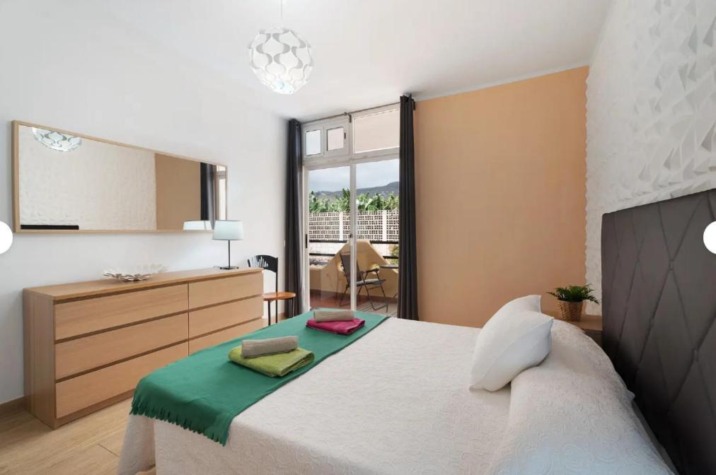 Apartamento Marina Palace Playa Paraiso Адехе Екстериор снимка
